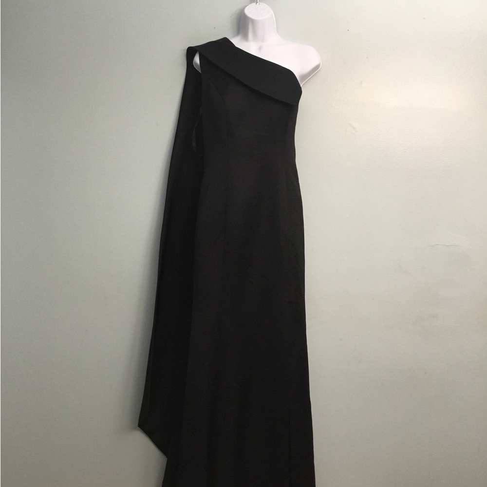 Terani Couture Black Asymmetrical One-Shoulder Gown